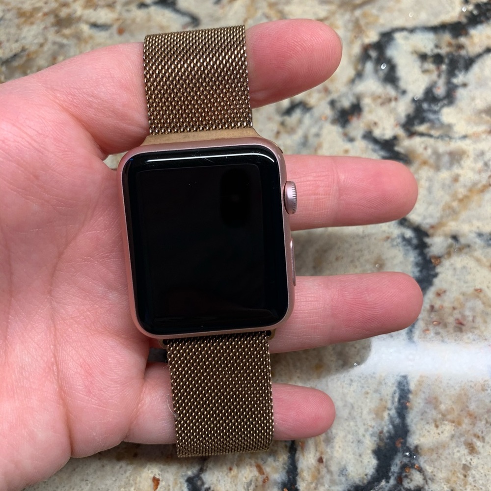 Apple Watch 42mm 7000 series (1st generation)